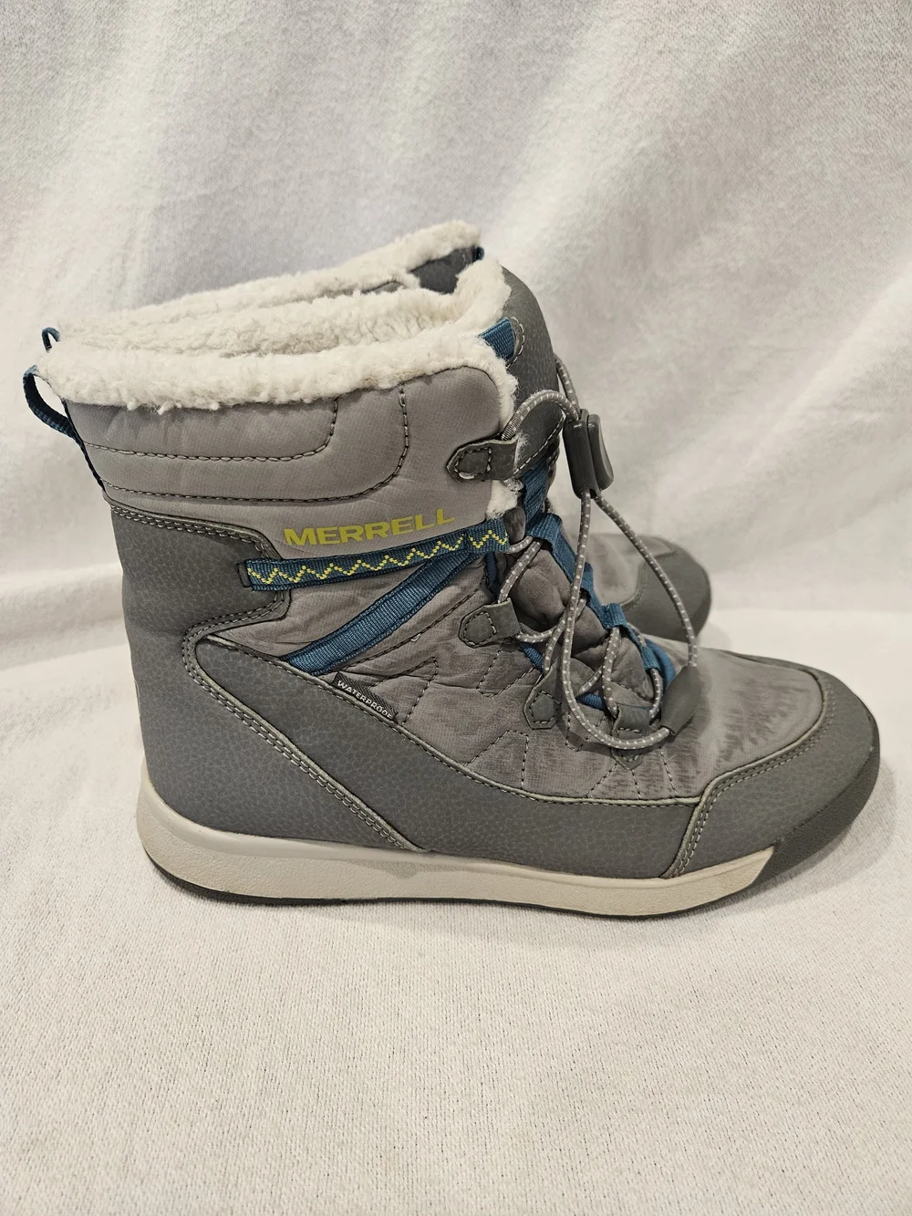 Merrell Grey Snow Crush 3 200g Insulated Waterproof Warm Winter Boots Girls Sz 4
